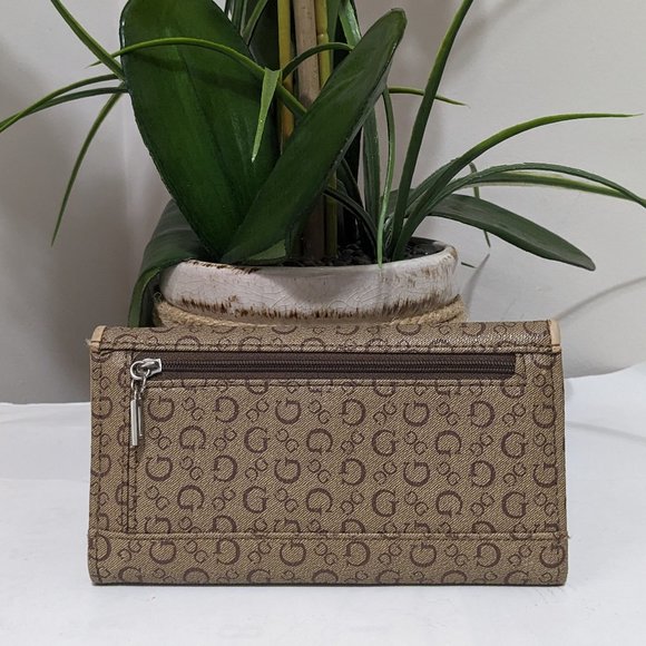 GUESS Women's Wristlet wallet Brown - Picture 2 of 12
